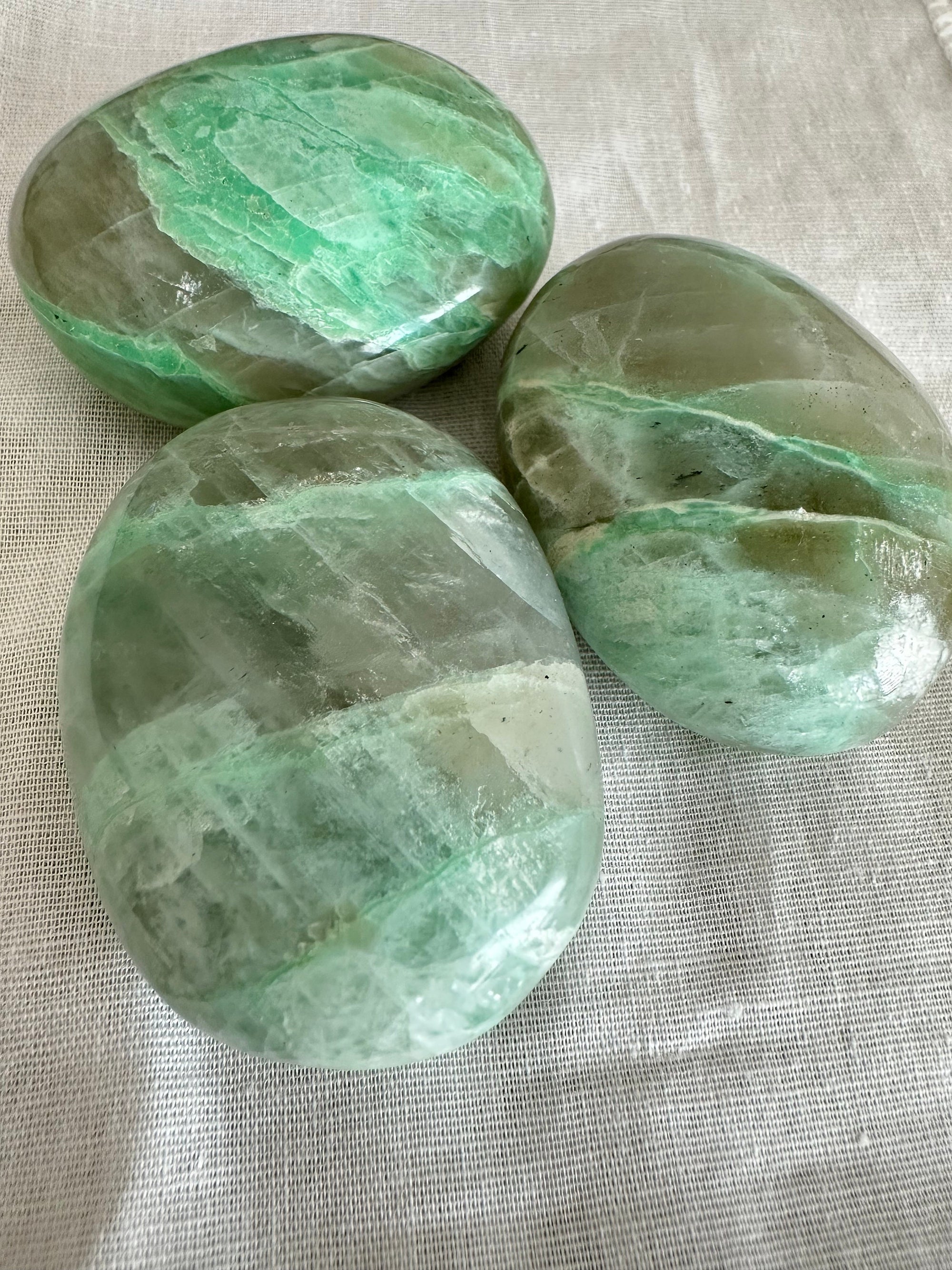 Green Moonstone Palm Stone (Garnierite)