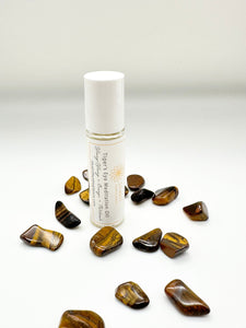 Meditation oil for solar plexus with tiger's eye chips.